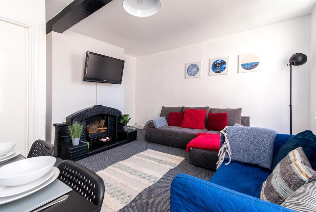 Characterful 2 Bed Apartment - Spacious & Comfy Castle Donington Kültér fotó